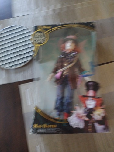 Disney alice through the - disney,
