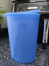 TUPPERWARE JUG WITH ROCKER LID