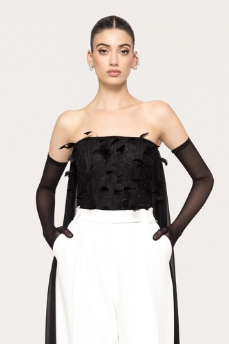 New stunning nissa - stunning, black