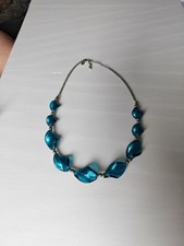 M&S Collar Length Twist Glass