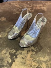 Gina Shoes Size 5