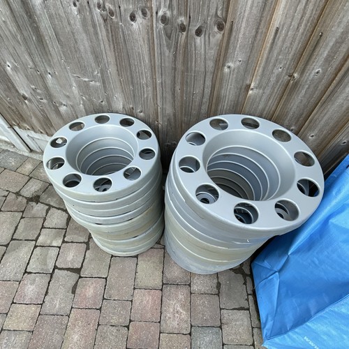 Lorry stud wheel nut - stud,