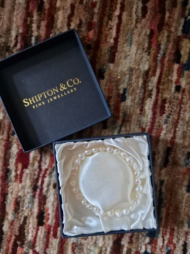Shipton and silver - silver, lustrous