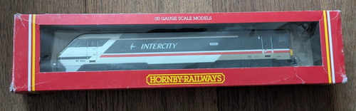Hornby r585 named - hornby,
