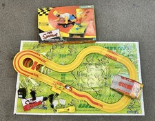Scalextric Micro G1017 Simpsons Skateboard Chase Nice Complete Boxed & Tested.