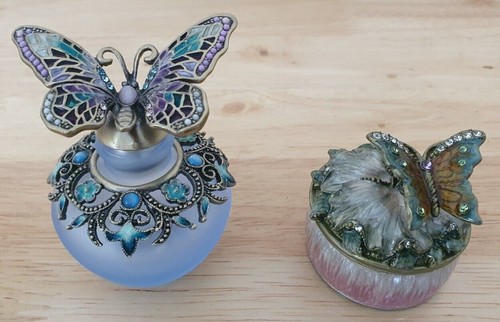 Vintage ornate art - art, glass