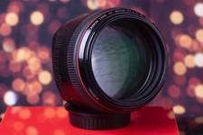 Canon EF 85mm f/1.2L II USM
