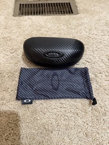 Oakley carbon fiber - oakley, case
