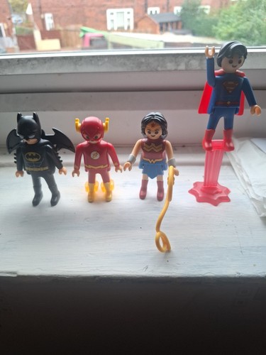 Kinder surprise figures - surprise, dc