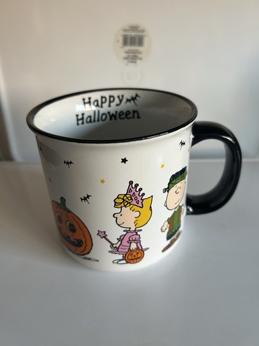 Peanuts snoopy and gang - snoopy,