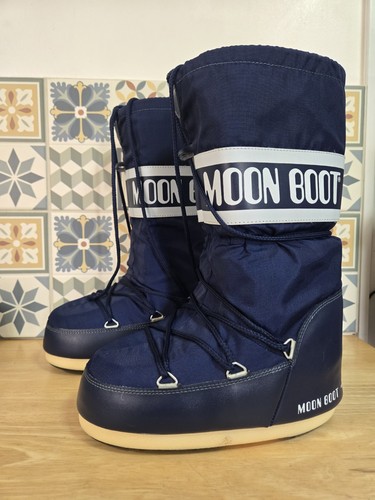 Moon boot classic icon - moon,