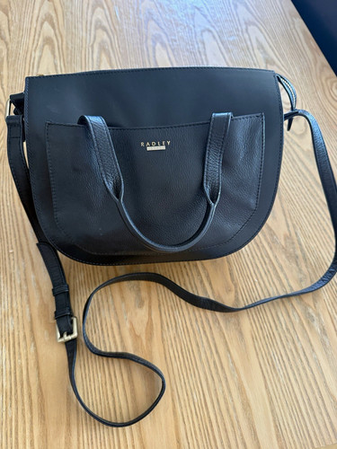 Radley black leather crossbody - black,