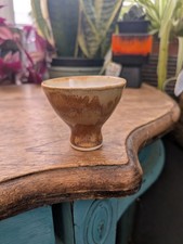 Lovely 5x5cm  Studio Pottery Cruet/Salt or Pepper Pinch Pot signed 48g