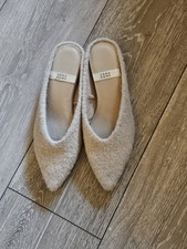 Zara pink flat shoes size - pink,