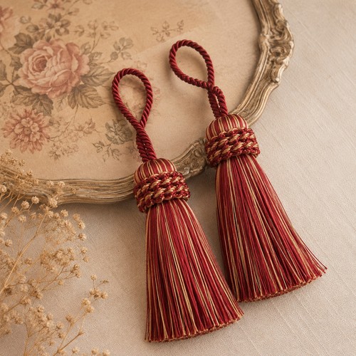 Decorative key tassels,vintage