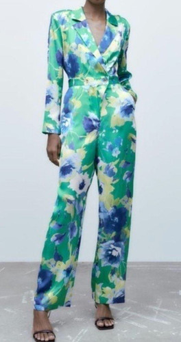 Zara size medium floral blue - zara,
