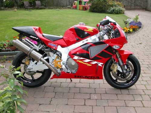 Honda vtr1000 sp1 - honda,