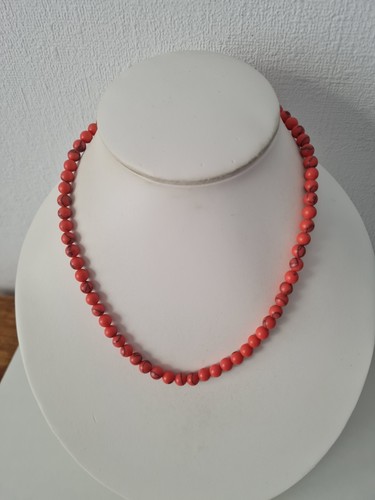 Pink coral howlite - pink, beaded