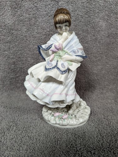 Stunning coalport figure - stunning,
