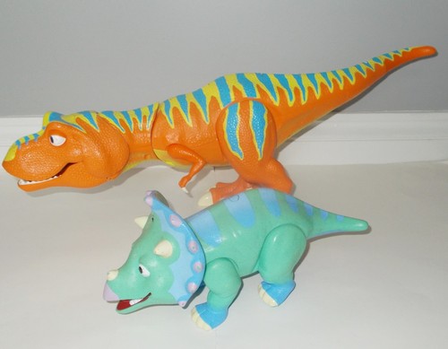 See video dinosaur - see, train