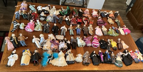 Huge lot vintage dollhouse - lot,