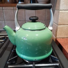 Traditional-style 2 litre Le