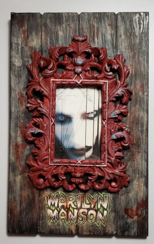 Marilyn manson one kind - of,