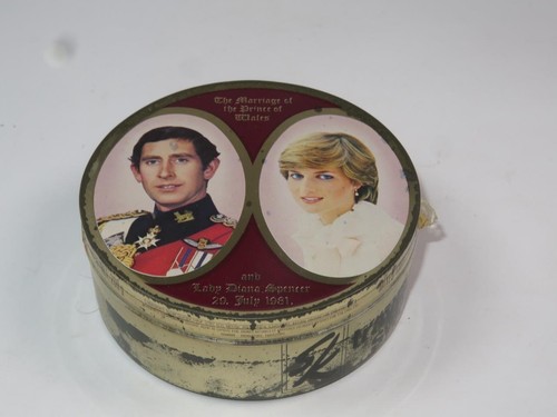 Royal memorabilia smith kendon - royal,