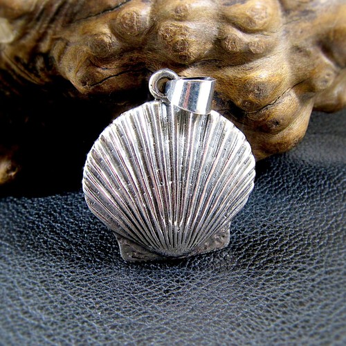 Solid 925 sterling silver - 925,