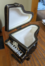 Baby Grand Piano Black Enamel