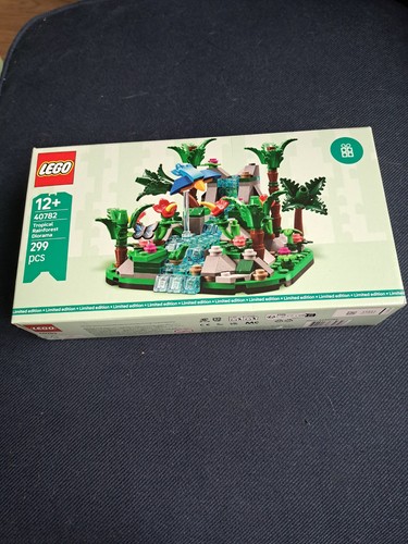 Lego limited edition tropical - limited,