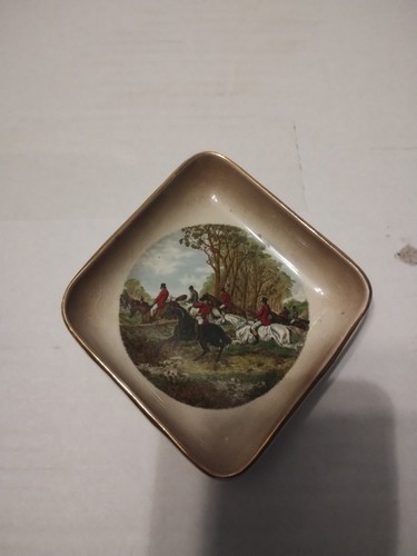Royal worcester palissy game - worcester,