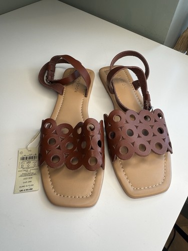Bnwt ladies monsoon tan - bnwt,