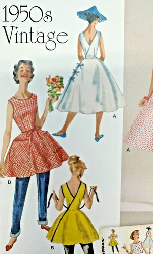 Retro 1950s pattern wrap dress - wrap,