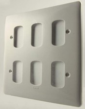 Legrand Synergy 7301 82 White Moulded 6 Module Grid Switch Front Cover Plate (12