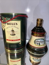 Bells Old Scotch Whisky Christmas 1989 43% 75cl Boxed New Full