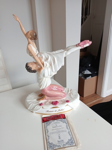 Royal doulton romeo - juliet, hn