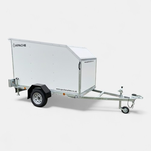 New white 8x5 apache - white, sports