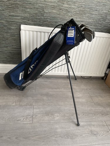 Junior gold clubs with - clubs,