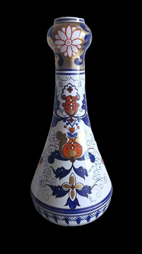 Large vase signed - large, in