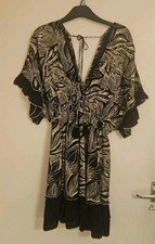 NWOT sz 16+ Gorgeous knee