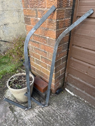 Lister type barrow - d, handles