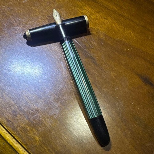 Pelikan souveran fountain pen - pelikan,