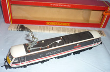 HORNBY OO GAUGE BR IC CLASS 90