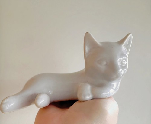 Ceramic cat sculpture white - ceramic,