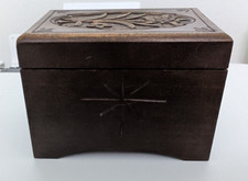 VINTAGE WOODEN SWISS REUGE