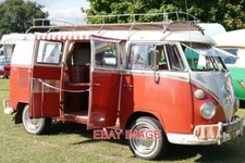 PHOTO  PHOTOS-TRUCKS VAN