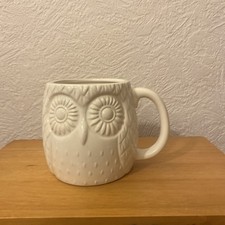 Large white Glazed Owl Mug -