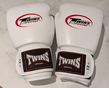 Twins Muay Thai Classic Boxing