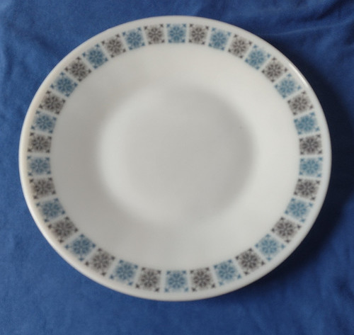 Pyrex chelsea vintage dinner - chelsea,